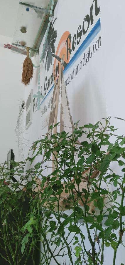 French Garden Resort Uppuveli Zewnętrze zdjęcie
