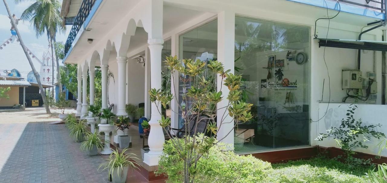 French Garden Resort Uppuveli Zewnętrze zdjęcie